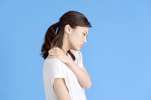 女性肩こり